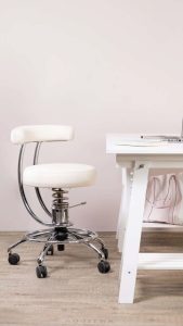 Scaune, scaune ergonomice, birouri reglabile, mobilier personalizat 24 Scaune, scaune ergonomice, birouri reglabile, mobilier personalizat