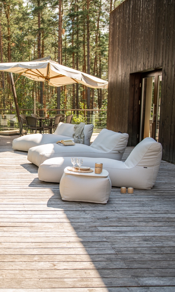 Scaune, scaune ergonomice, birouri reglabile, mobilier personalizat